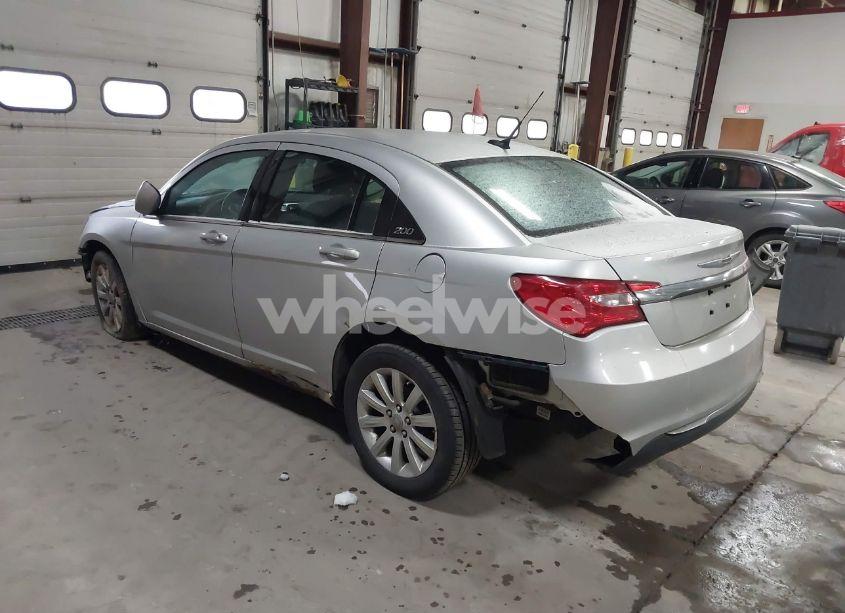 Photo 3 of 2011 Chrysler 200 TOURING (VIN 1C3BC1FB0BN500913)