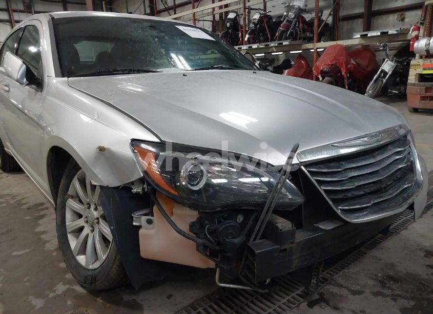 Photo 6 of 2011 Chrysler 200 TOURING (VIN 1C3BC1FB0BN500913)