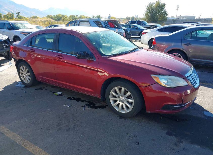 2011 Chrysler 200 TOURING (VIN 1C3BC1FB0BN555037) main photo