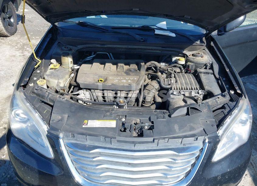 Photo 10 of 2011 Chrysler 200 TOURING (VIN 1C3BC1FB1BN606531)