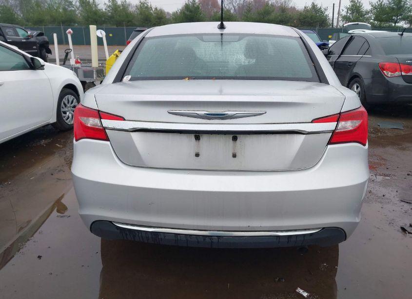 Photo 15 of 2011 Chrysler 200 TOURING (VIN 1C3BC1FB2BN560708)