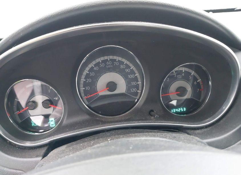 Photo 7 of 2011 Chrysler 200 TOURING (VIN 1C3BC1FB2BN560708)