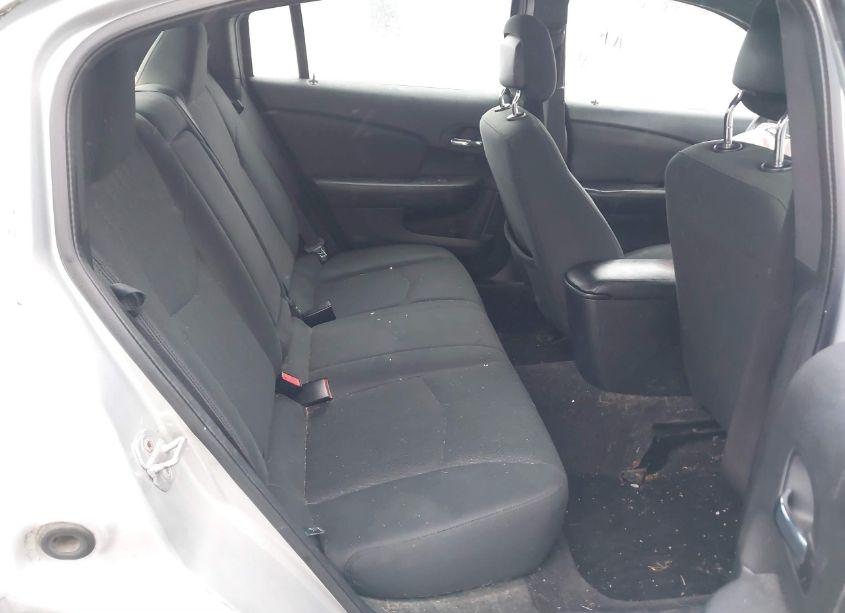 Photo 8 of 2011 Chrysler 200 TOURING (VIN 1C3BC1FB2BN560708)