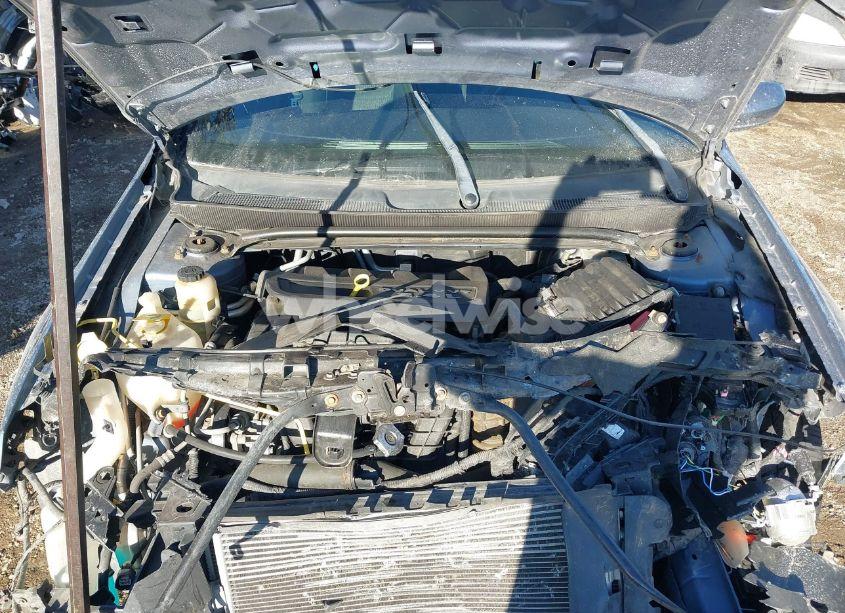 Photo 10 of 2011 Chrysler 200 TOURING (VIN 1C3BC1FB2BN592817)