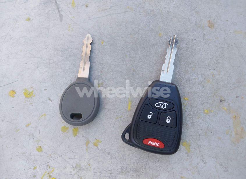 Photo 11 of 2011 Chrysler 200 TOURING (VIN 1C3BC1FB2BN592817)