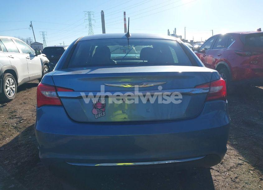 Photo 17 of 2011 Chrysler 200 TOURING (VIN 1C3BC1FB2BN592817)