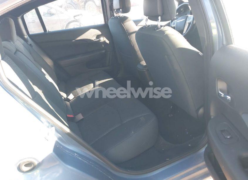 Photo 8 of 2011 Chrysler 200 TOURING (VIN 1C3BC1FB2BN592817)