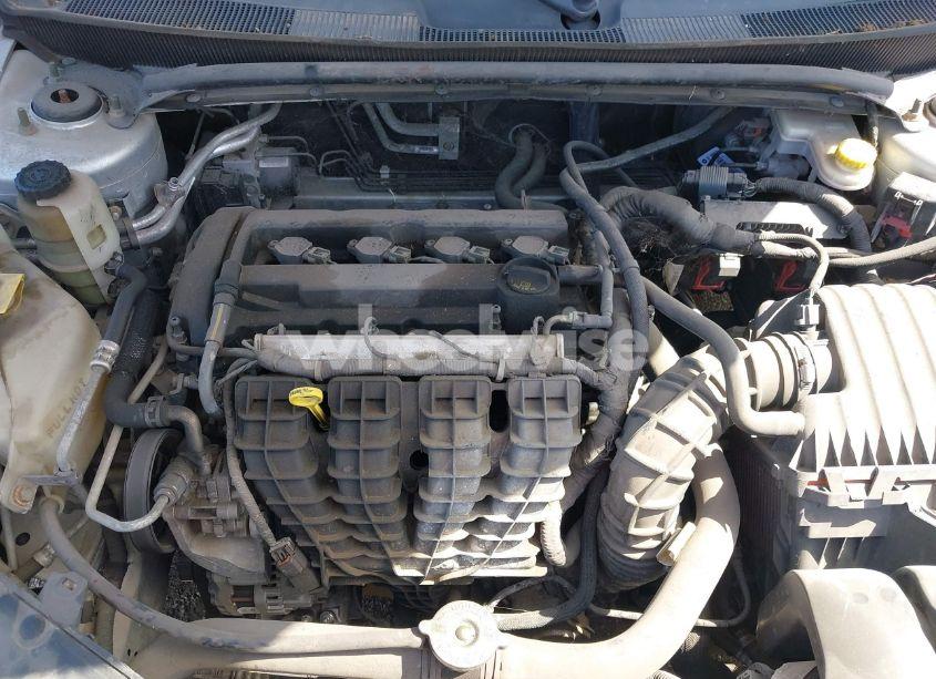 Photo 10 of 2011 Chrysler 200 TOURING (VIN 1C3BC1FB3BN527927)