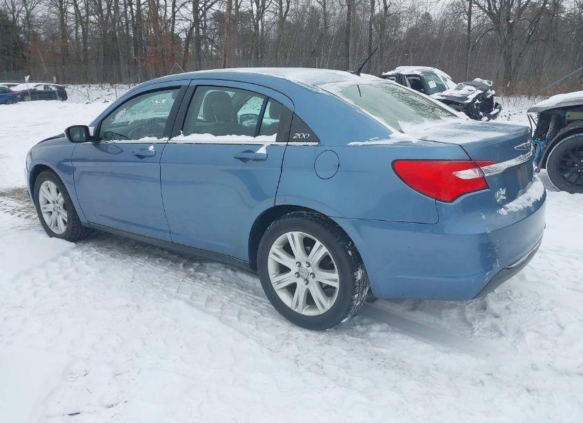 Photo 3 of 2011 Chrysler 200 TOURING (VIN 1C3BC1FB3BN606692)