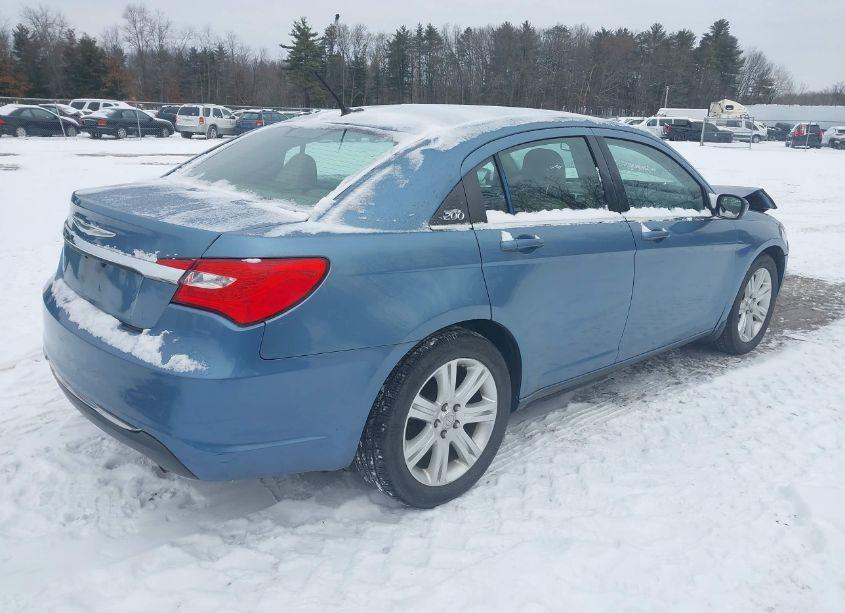 Photo 4 of 2011 Chrysler 200 TOURING (VIN 1C3BC1FB3BN606692)