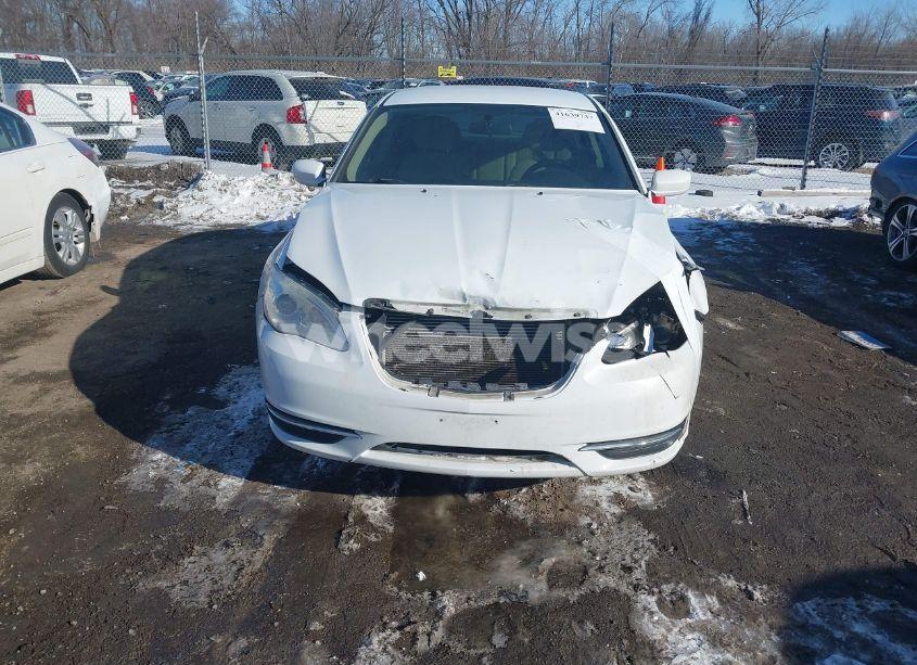 Photo 12 of 2011 Chrysler 200 TOURING (VIN 1C3BC1FB5BN612669)