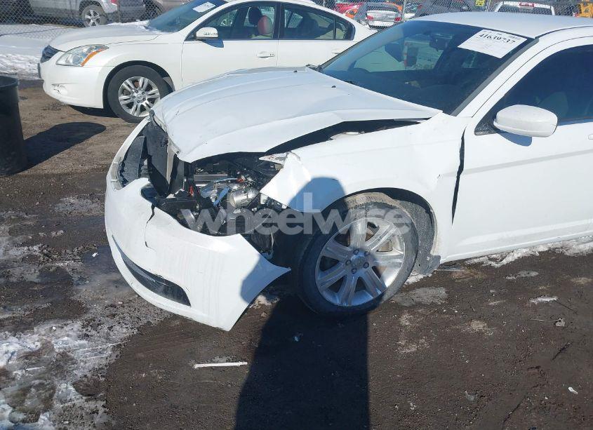 Photo 6 of 2011 Chrysler 200 TOURING (VIN 1C3BC1FB5BN612669)