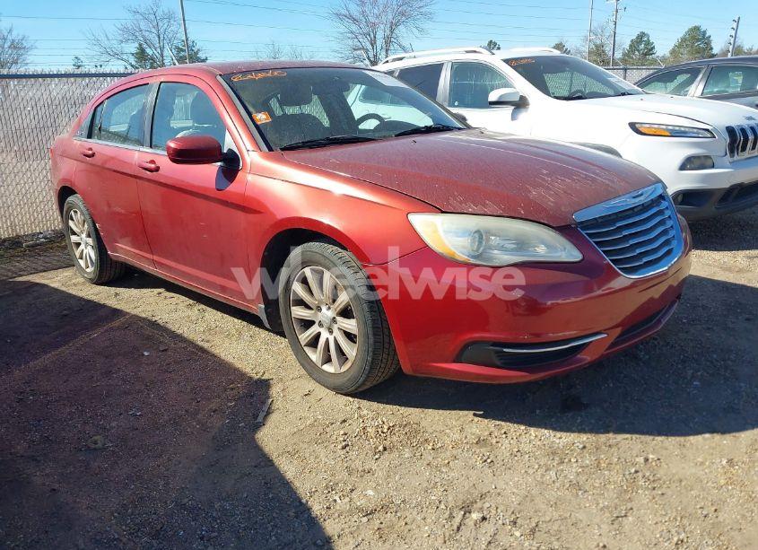 2011 Chrysler 200 TOURING (VIN 1C3BC1FB6BN504982) main photo