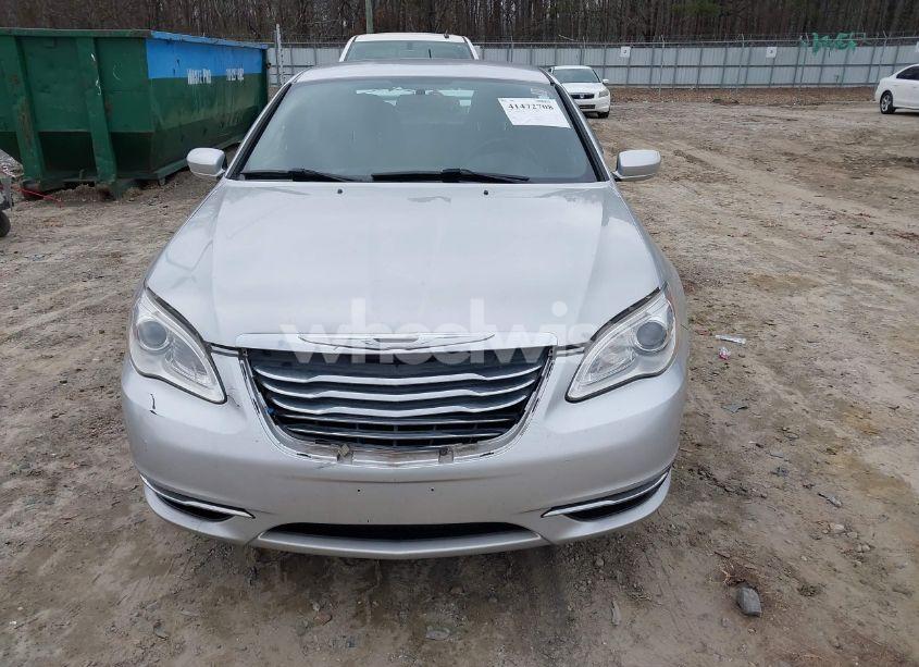 Photo 6 of 2011 Chrysler 200 TOURING (VIN 1C3BC1FB6BN625768)