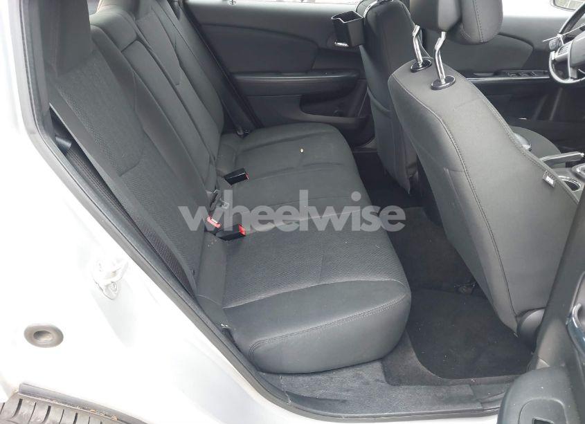 Photo 8 of 2011 Chrysler 200 TOURING (VIN 1C3BC1FB6BN625768)