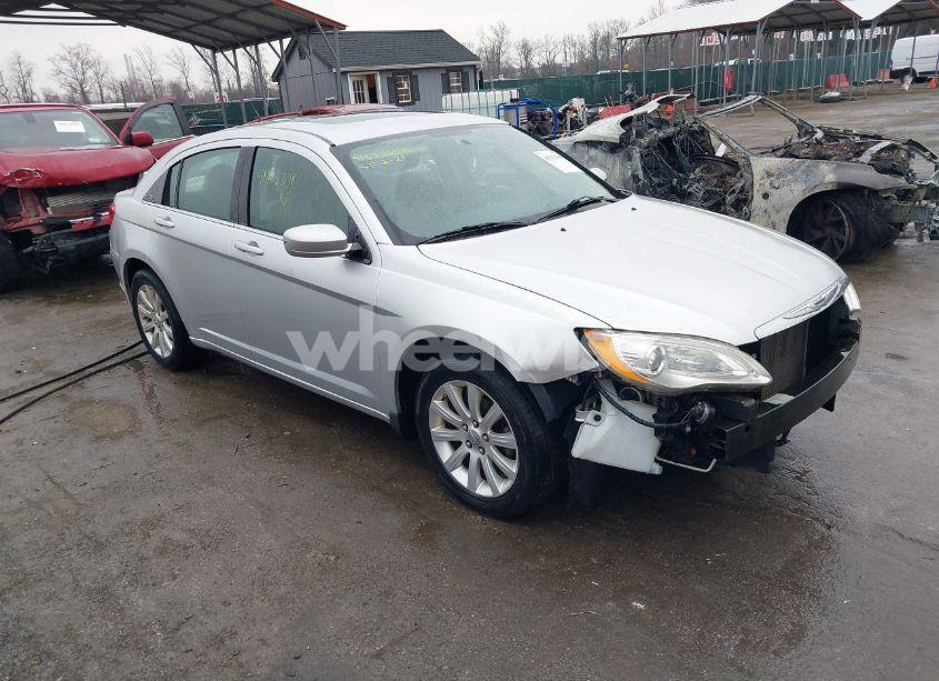 2011 Chrysler 200 TOURING (VIN 1C3BC1FB8BN531262) main photo