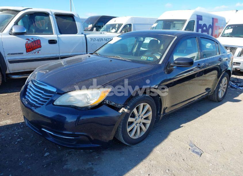 Photo 2 of 2011 Chrysler 200 TOURING (VIN 1C3BC1FB8BN531472)