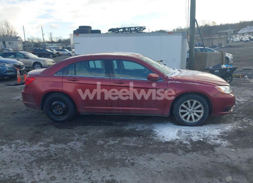 Photo 13 of 2011 Chrysler 200 TOURING (VIN 1C3BC1FB8BN600113)