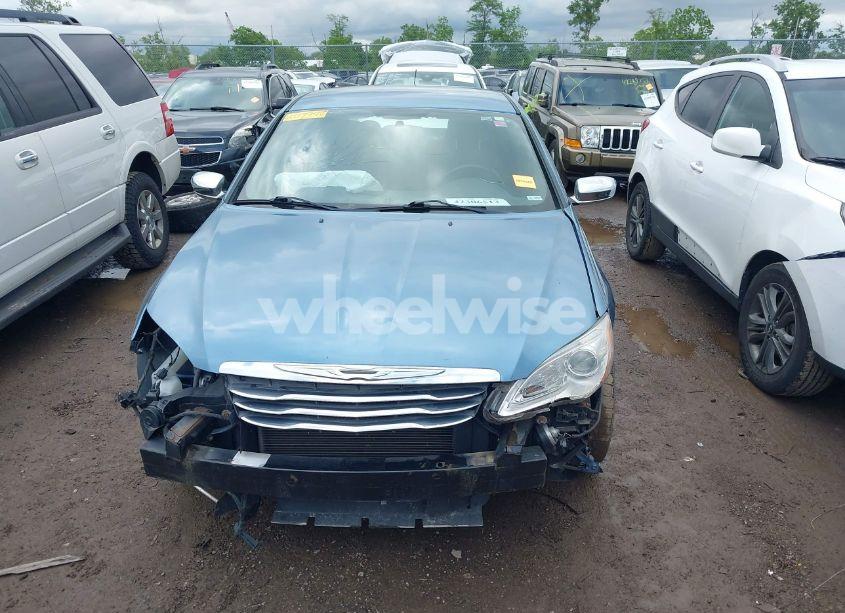 Photo 13 of 2011 Chrysler 200 TOURING (VIN 1C3BC1FB8BN603948)