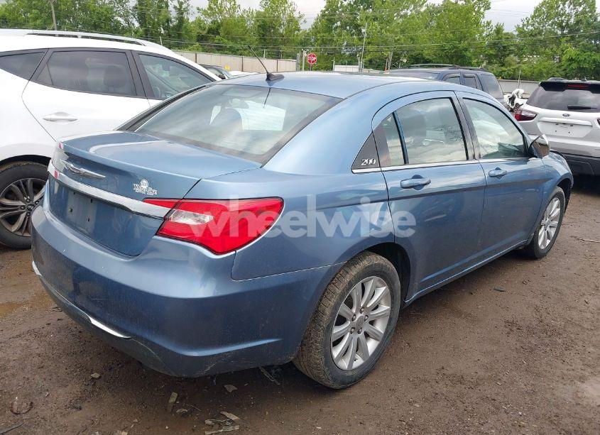Photo 4 of 2011 Chrysler 200 TOURING (VIN 1C3BC1FB8BN603948)