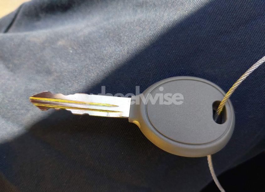 Photo 11 of 2011 Chrysler 200 TOURING (VIN 1C3BC1FB8BN613394)