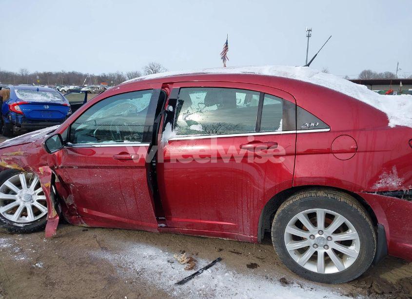 Photo 14 of 2011 Chrysler 200 TOURING (VIN 1C3BC1FG0BN503371)