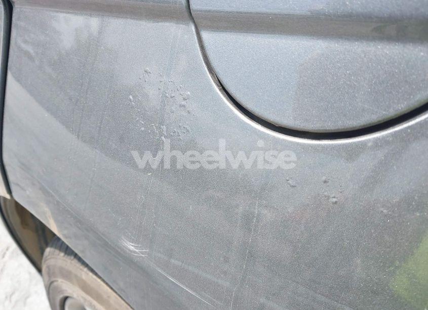 Photo 6 of 2011 Chrysler 200 TOURING (VIN 1C3BC1FG0BN602899)