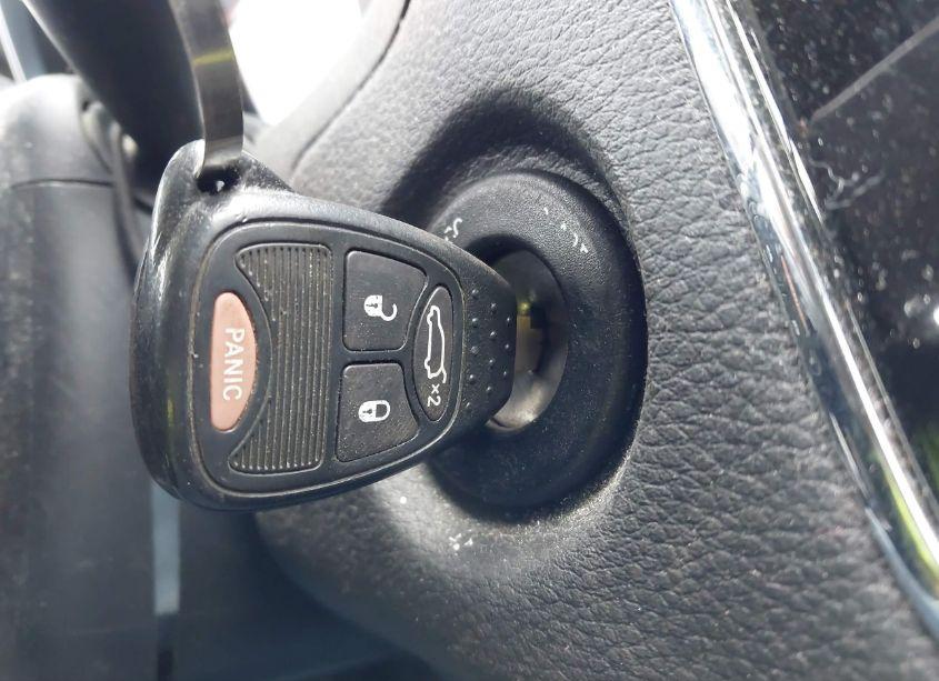 Photo 11 of 2011 Chrysler 200 TOURING (VIN 1C3BC1FG1BN545029)