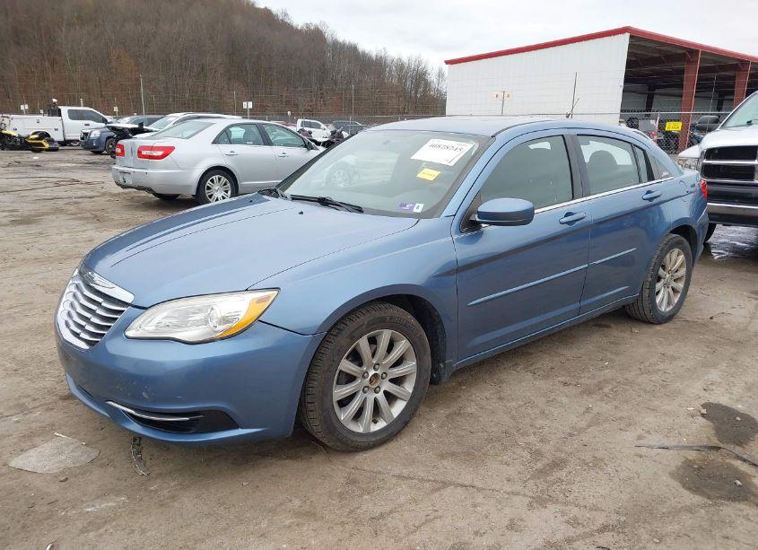 Photo 2 of 2011 Chrysler 200 TOURING (VIN 1C3BC1FG1BN545029)