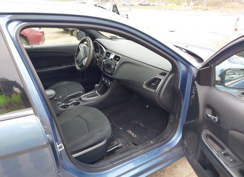 Photo 5 of 2011 Chrysler 200 TOURING (VIN 1C3BC1FG1BN545029)