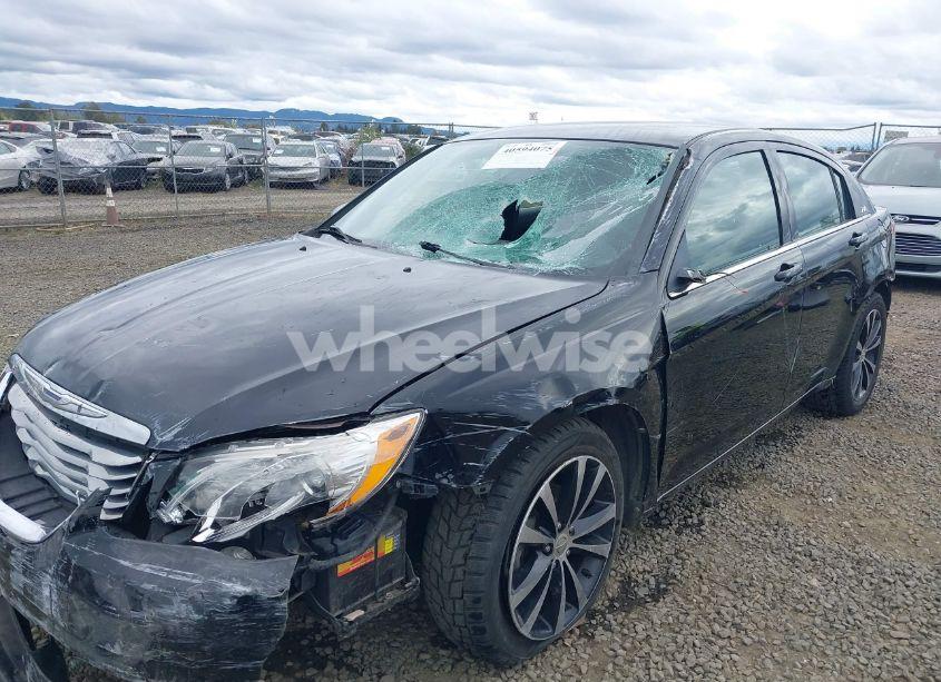 Photo 6 of 2011 Chrysler 200 TOURING (VIN 1C3BC1FG1BN602913)