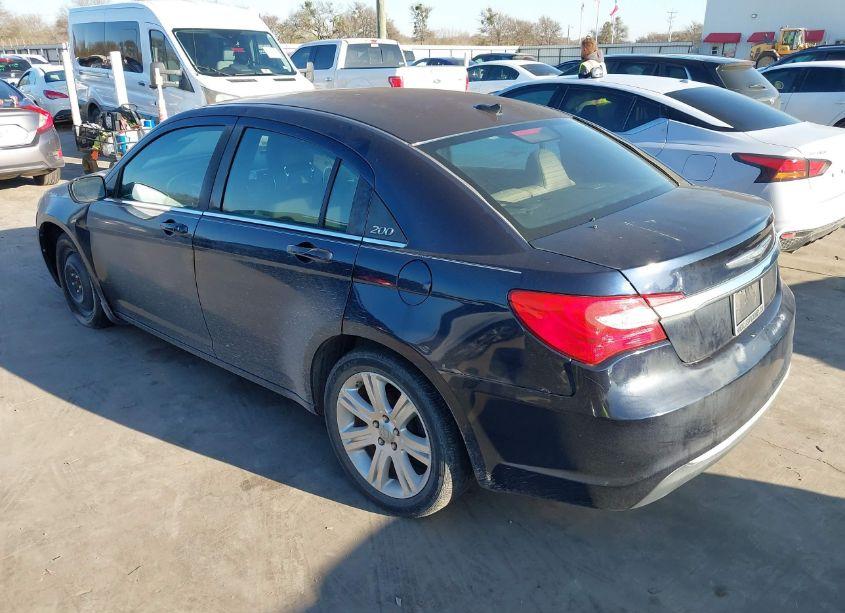 Photo 3 of 2011 Chrysler 200 TOURING (VIN 1C3BC1FG3BN601150)