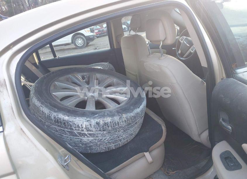 Photo 8 of 2011 Chrysler 200 TOURING (VIN 1C3BC1FG8BN519074)