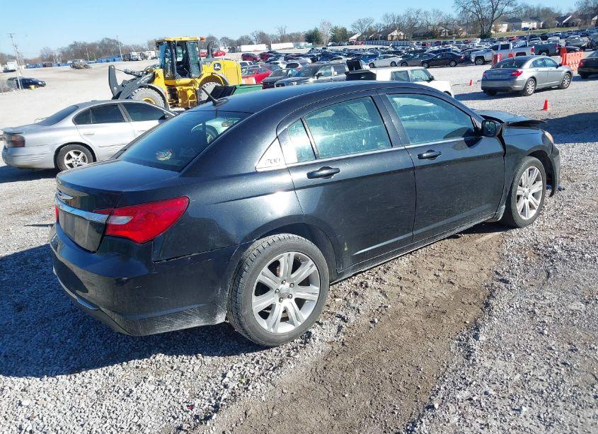 Photo 4 of 2011 Chrysler 200 TOURING (VIN 1C3BC1FG9BN504857)