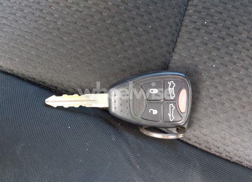 Photo 11 of 2011 Chrysler 200 TOURING (VIN 1C3BC2EB2BN532527)