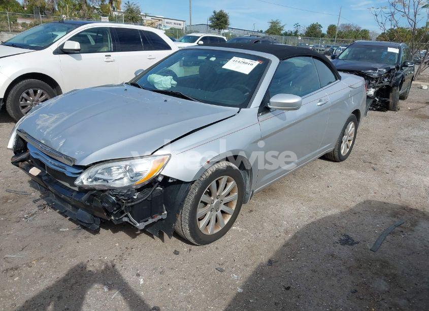 Photo 2 of 2011 Chrysler 200 TOURING (VIN 1C3BC2EB2BN532527)