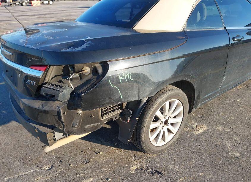 Photo 12 of 2011 Chrysler 200 TOURING (VIN 1C3BC2EB4BN543321)