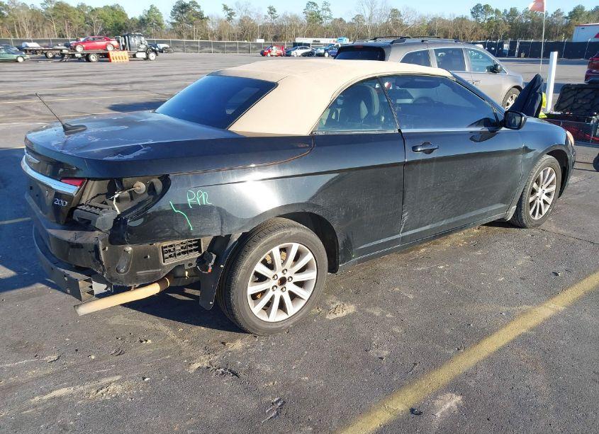 Photo 4 of 2011 Chrysler 200 TOURING (VIN 1C3BC2EB4BN543321)