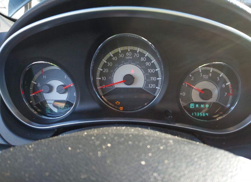 Photo 7 of 2011 Chrysler 200 TOURING (VIN 1C3BC2EB4BN543321)