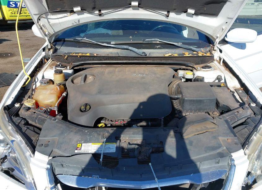 Photo 10 of 2011 Chrysler 200 TOURING (VIN 1C3BC2EG7BN550906)