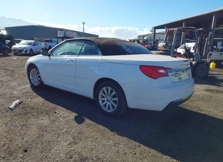 Photo 3 of 2011 Chrysler 200 TOURING (VIN 1C3BC2EG7BN550906)