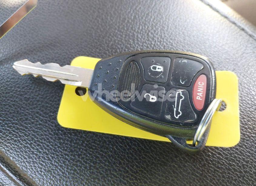 Photo 11 of 2011 Chrysler 200 TOURING (VIN 1C3BC2EG7BN600980)