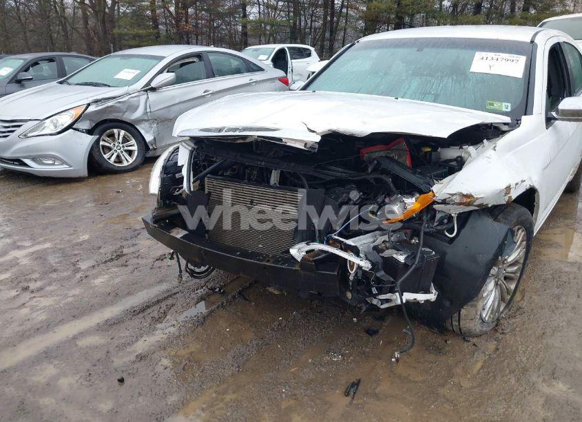 Photo 6 of 2011 Chrysler 200 LIMITED (VIN 1C3BC2FB1BN614845)