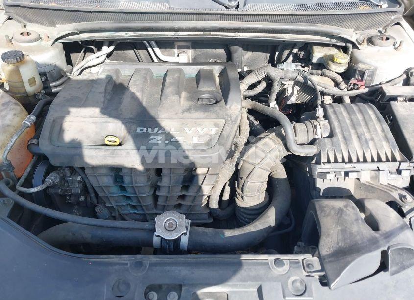 Photo 10 of 2011 Chrysler 200 LIMITED (VIN 1C3BC2FB3BN537170)