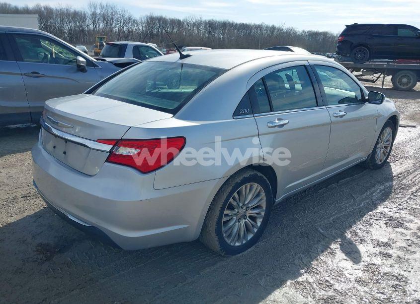 Photo 4 of 2011 Chrysler 200 LIMITED (VIN 1C3BC2FB3BN537170)