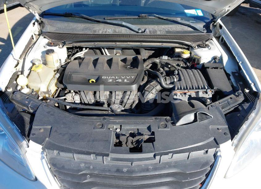 Photo 10 of 2011 Chrysler 200 LIMITED (VIN 1C3BC2FB3BN569908)