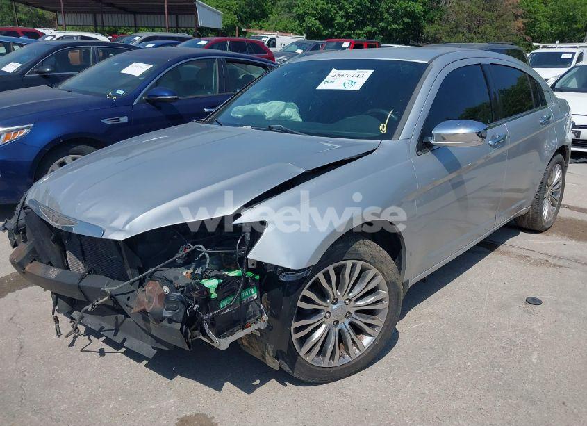Photo 2 of 2011 Chrysler 200 LIMITED (VIN 1C3BC2FB4BN501133)