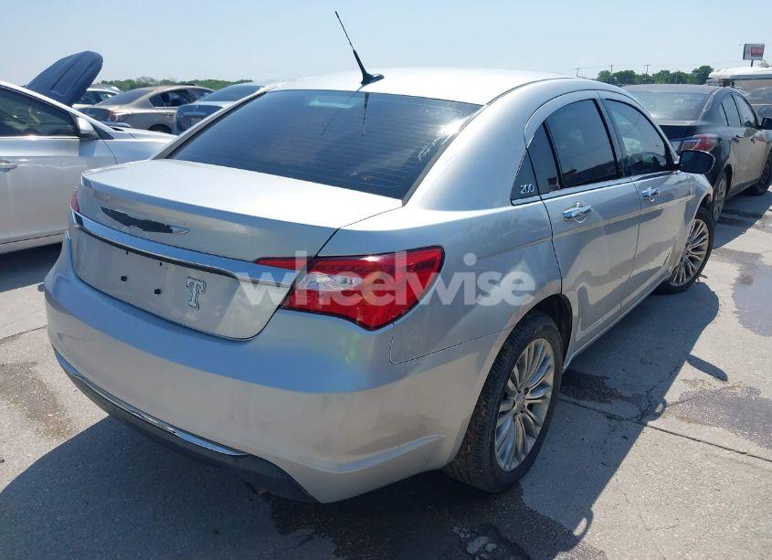 Photo 4 of 2011 Chrysler 200 LIMITED (VIN 1C3BC2FB4BN501133)