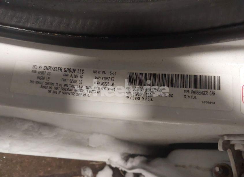 Photo 9 of 2011 Chrysler 200 LIMITED (VIN 1C3BC2FB5BN571269)