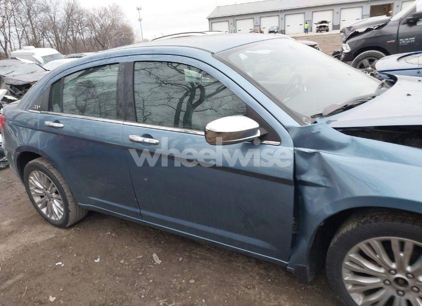Photo 13 of 2011 Chrysler 200 LIMITED (VIN 1C3BC2FB7BN580748)